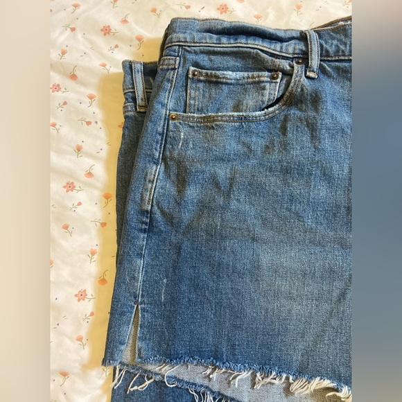 NWT Abercrombie and Fitch- High Rise 4 Inch Mom Short- Size 36/22 - Picture 11 of 12